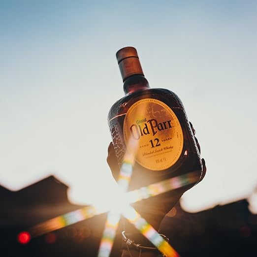 Kit – Whisky Old Parr 12 anos 1L + 04 Red Bull 250ml Brinde