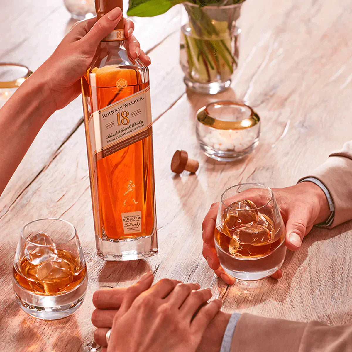 WHISKY JOHNNIE WALKER 18 ANOS - 750ML
